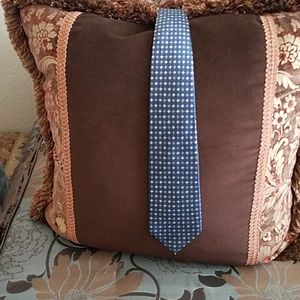 Men's tie